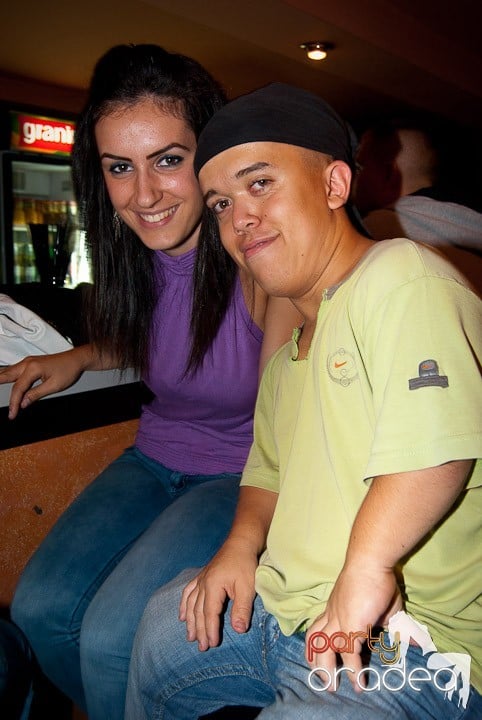 Sombrita de Tequila Party în Seven,