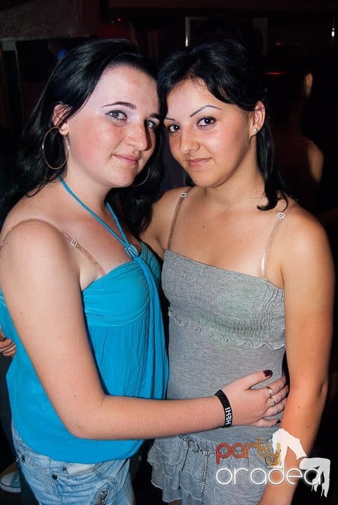 Sombrita de Tequila Party în Seven,