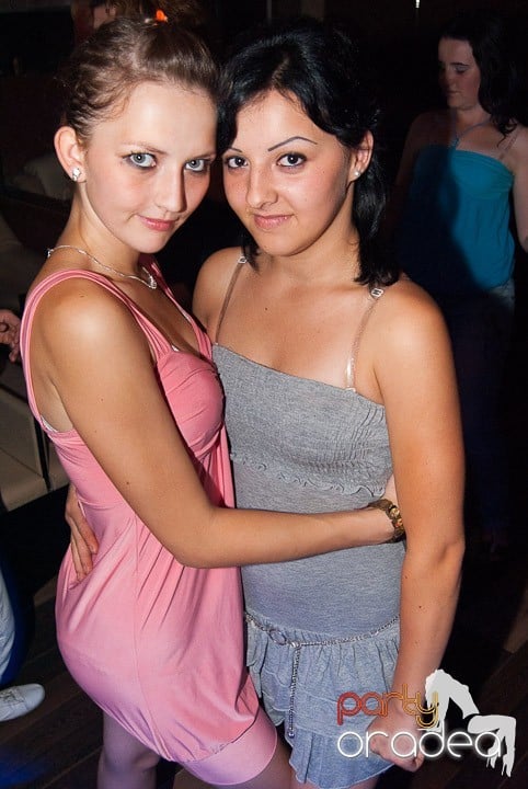 Sombrita de Tequila Party în Seven,