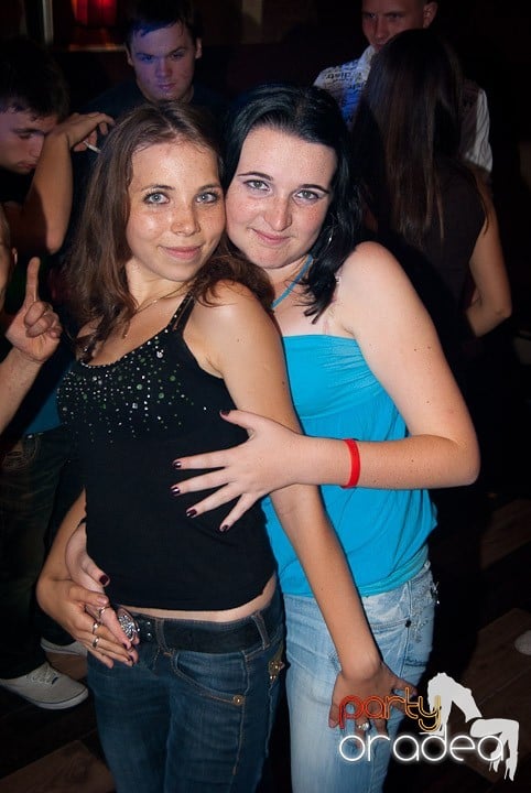 Sombrita de Tequila Party în Seven,