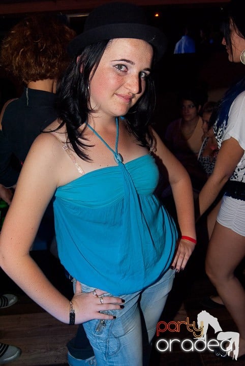 Sombrita de Tequila Party în Seven,