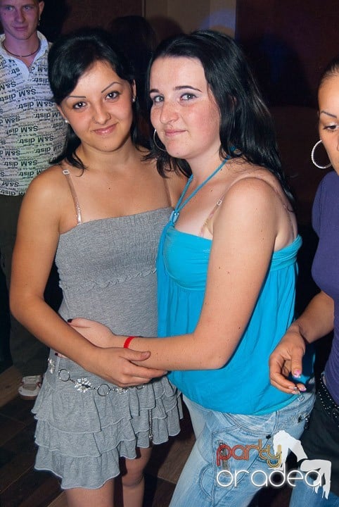Sombrita de Tequila Party în Seven,