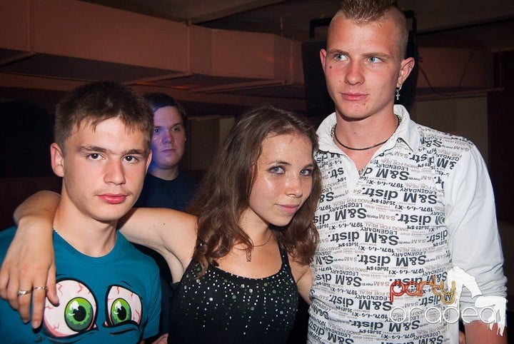 Sombrita de Tequila Party în Seven,