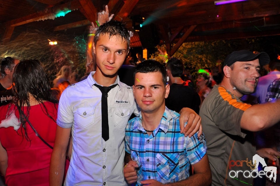 Spumă party în Disco Faház,