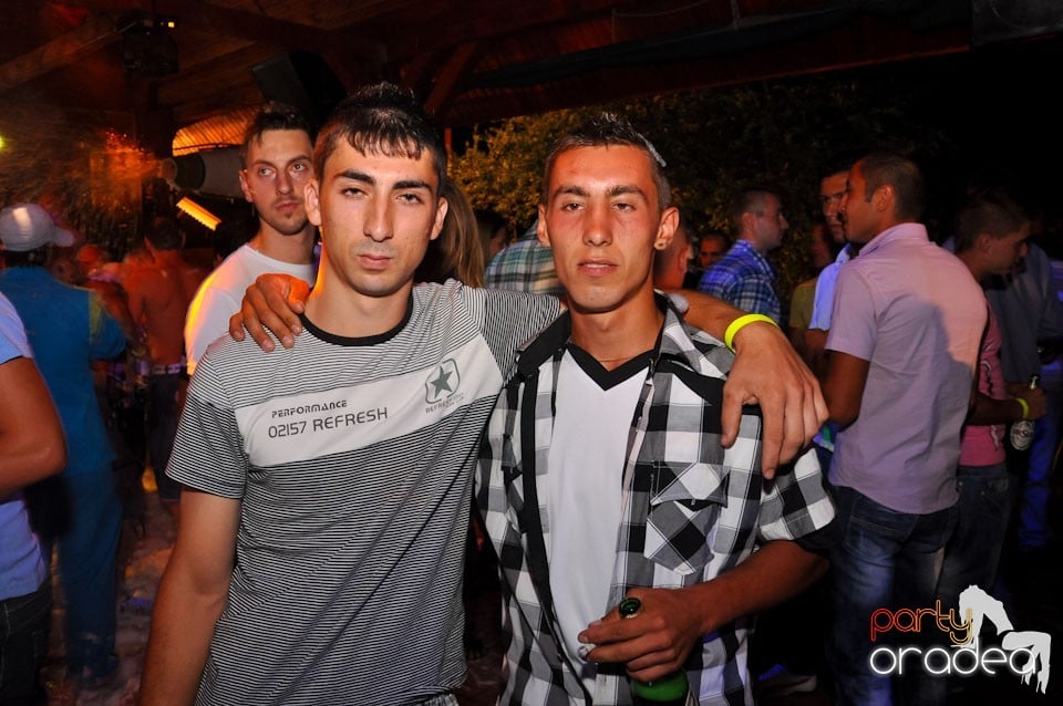 Spumă party în Disco Faház,