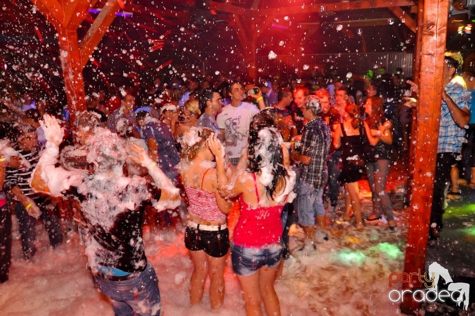 Spumă party în Disco Faház,