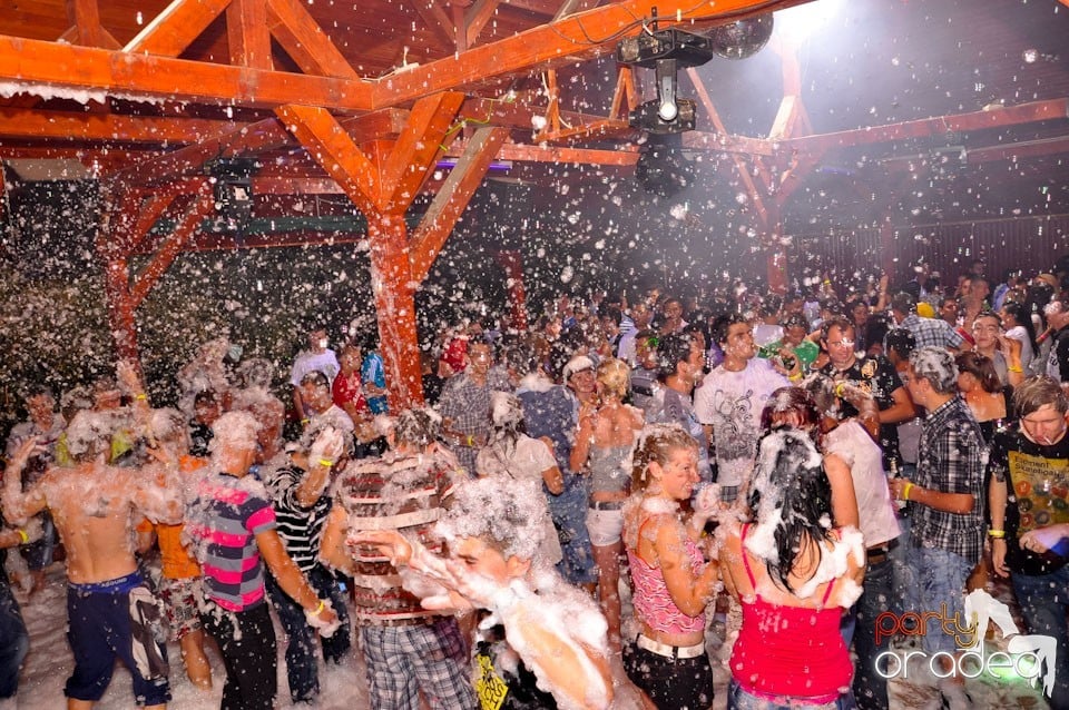 Spumă party în Disco Faház,