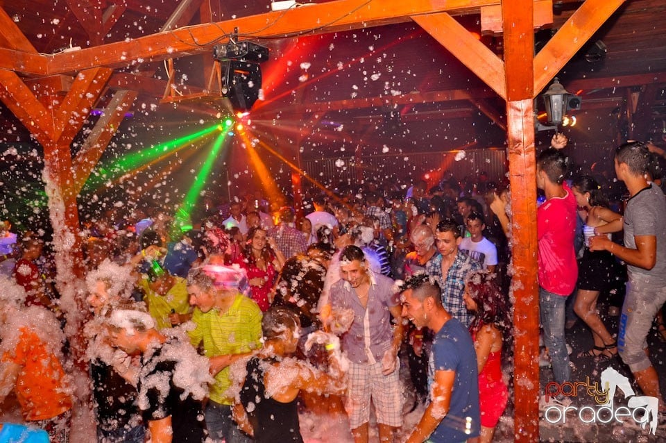 Spumă party în Disco Faház,