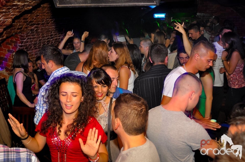Student Party în Club Escape, 
