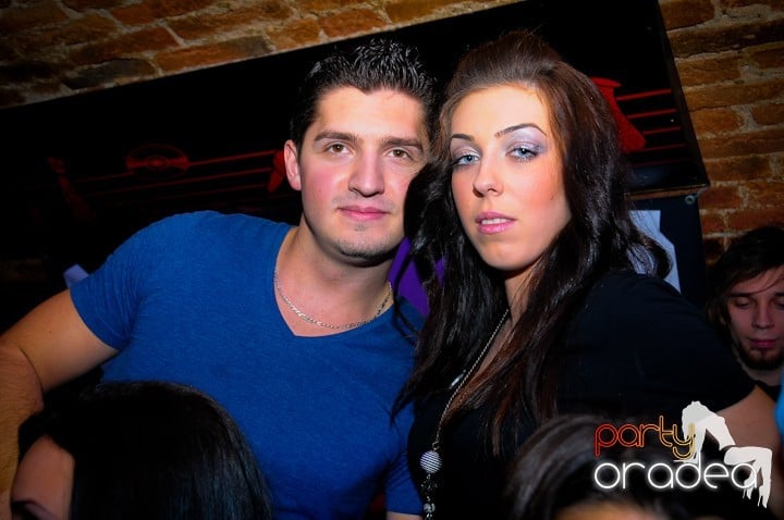 Student Party în Escape,