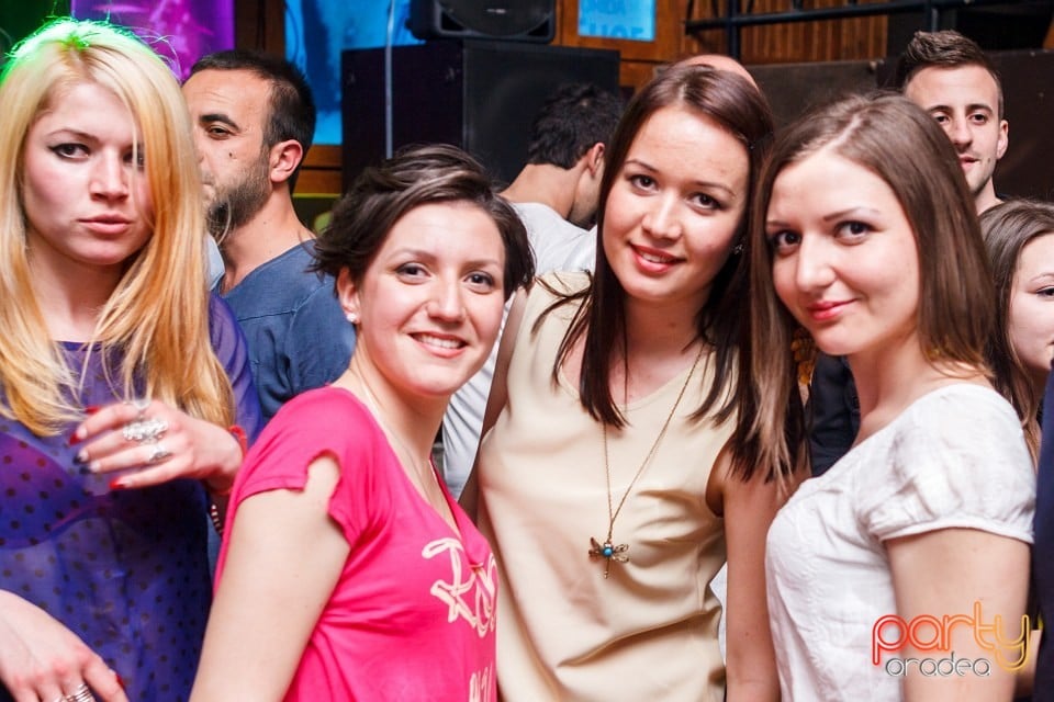 Students Night, 