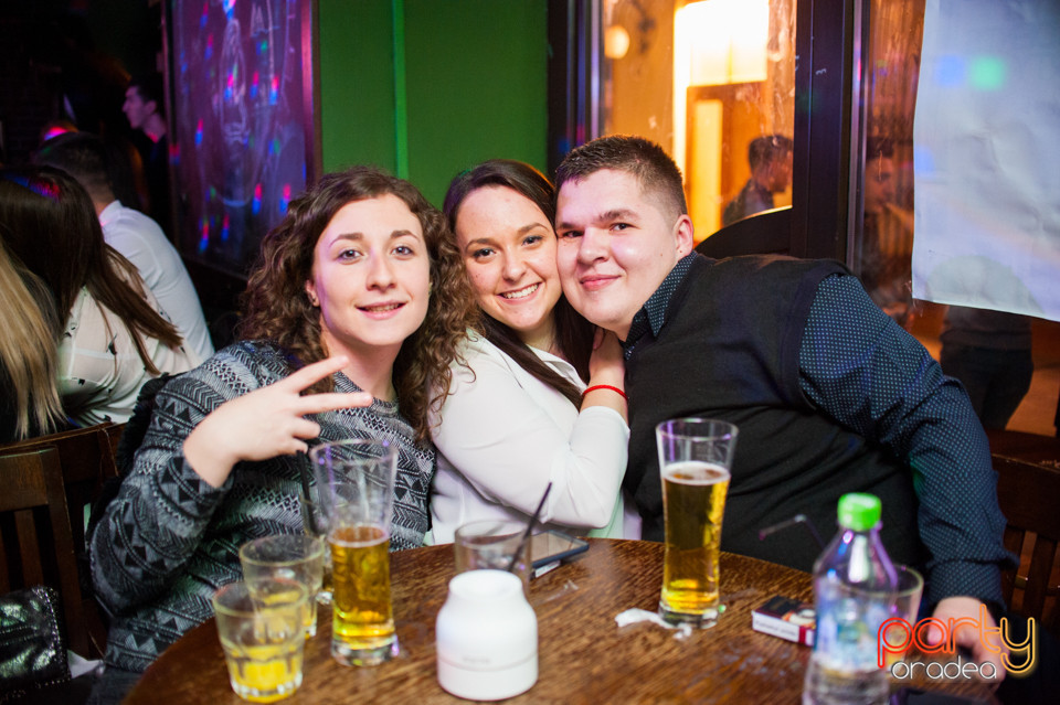 Students Party, Green Pub
