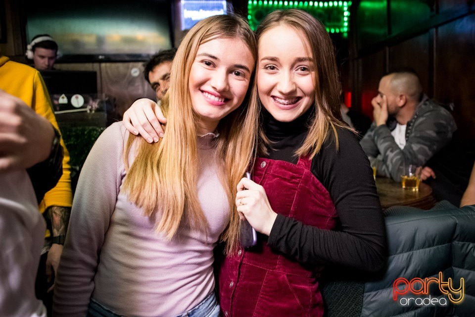 Students' Party, Green Pub