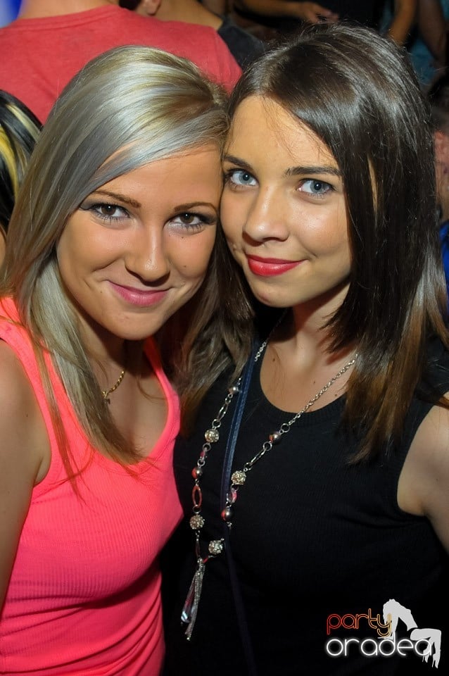 Studparty în Club Escape,