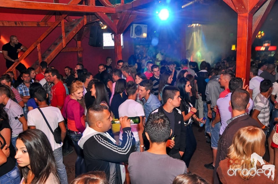 Summer Close Party în Faház,