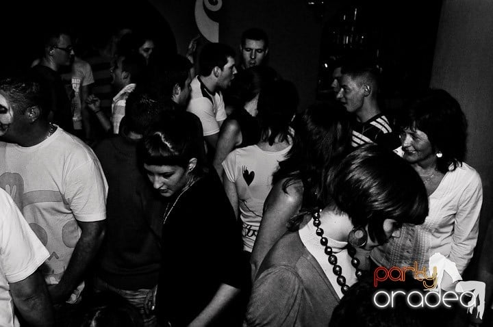 The Best Halloween Party @ Chanson,