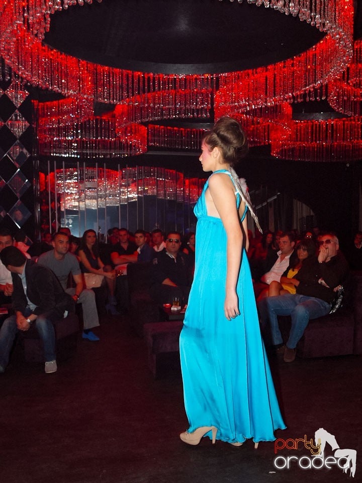 The One: Fashion Night - Titanium Angels,