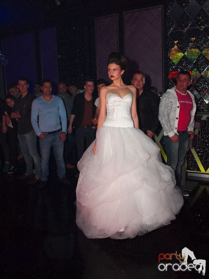The One: Fashion Night - Titanium Angels,