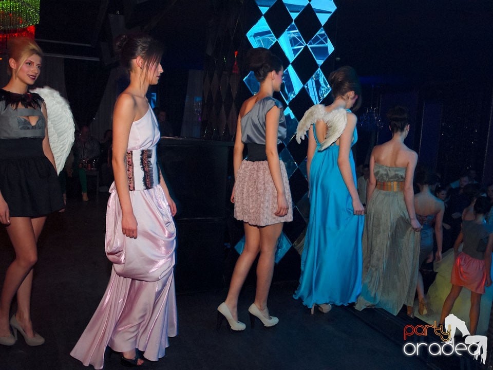The One: Fashion Night - Titanium Angels,