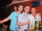 Vineri noaptea în Club Seven