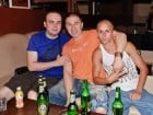 Vineri noaptea în Club Seven
