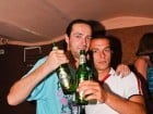 Vineri noaptea în Club Seven