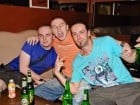 Vineri noaptea în Club Seven