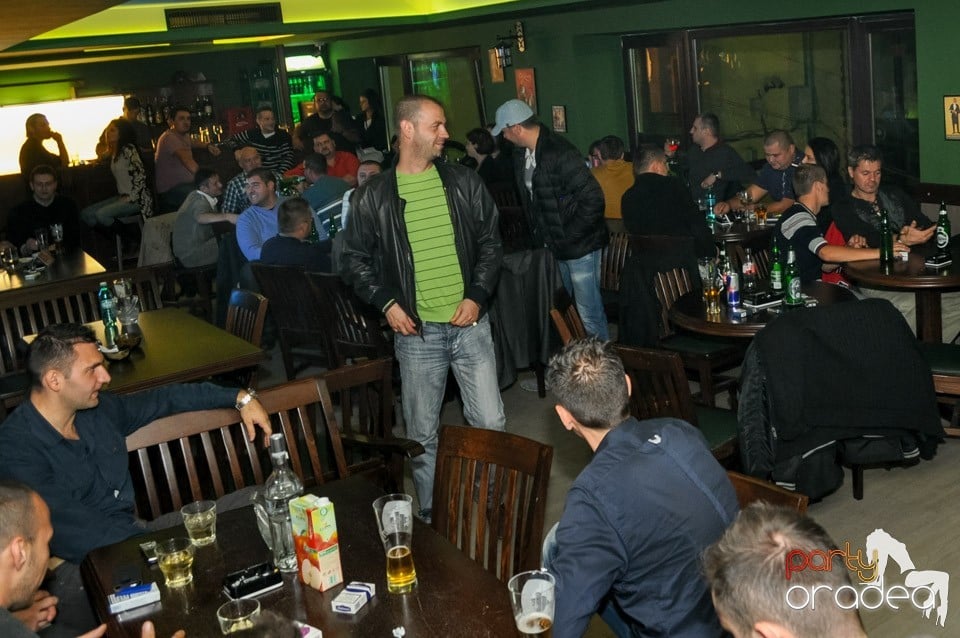 Vineri seara e party în Green Pub, Green Pub