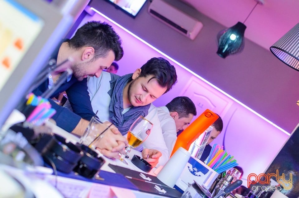 Vineri seara în Blanc Coffee, 