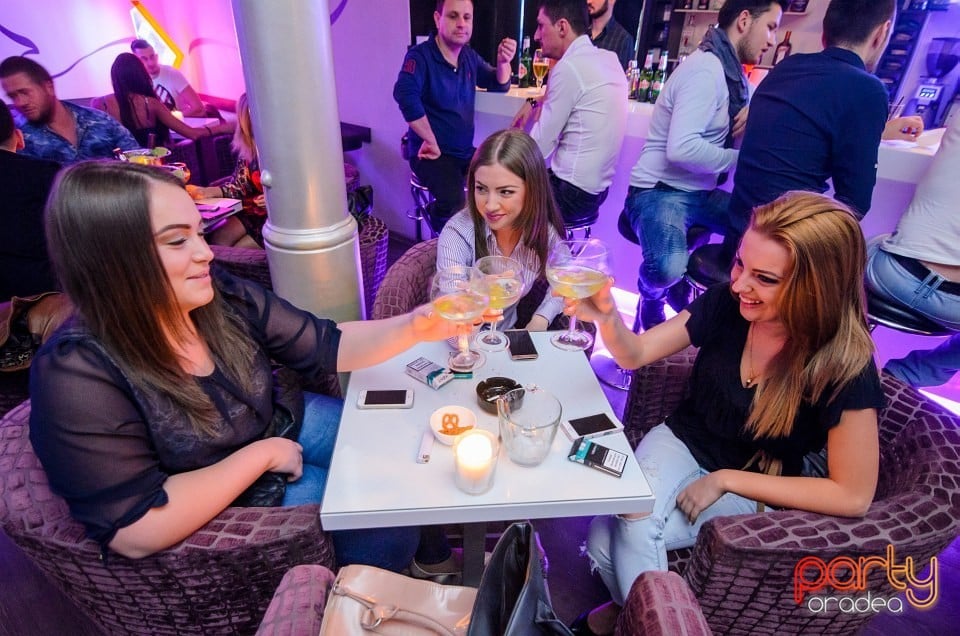 Vineri seara în Blanc Coffee, 