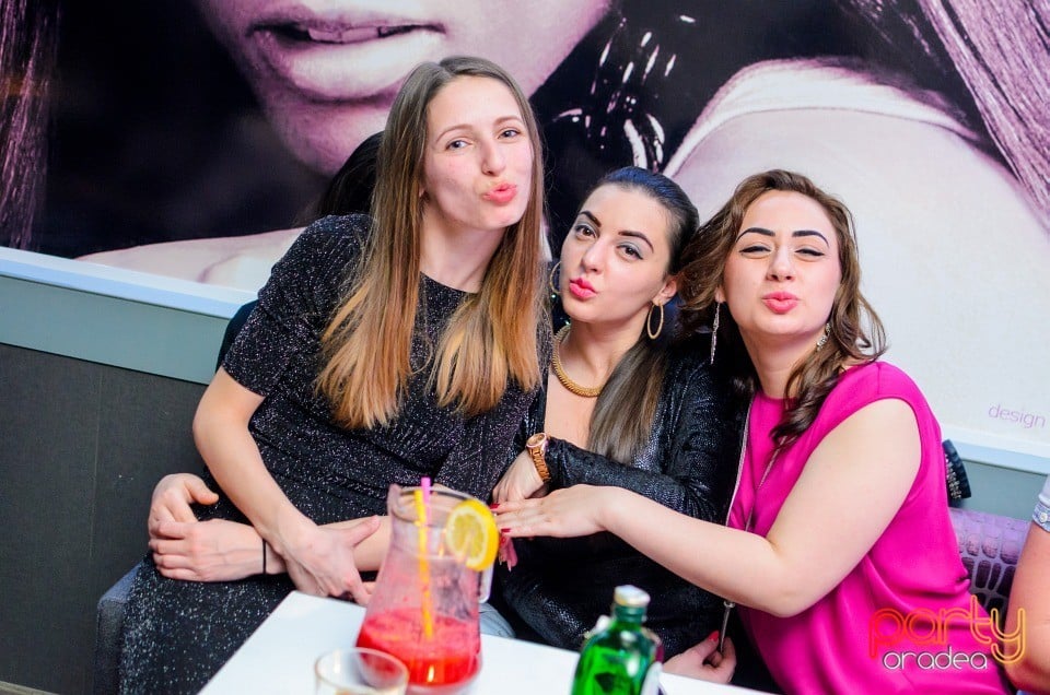 Vineri seara în Blanc Coffee, 