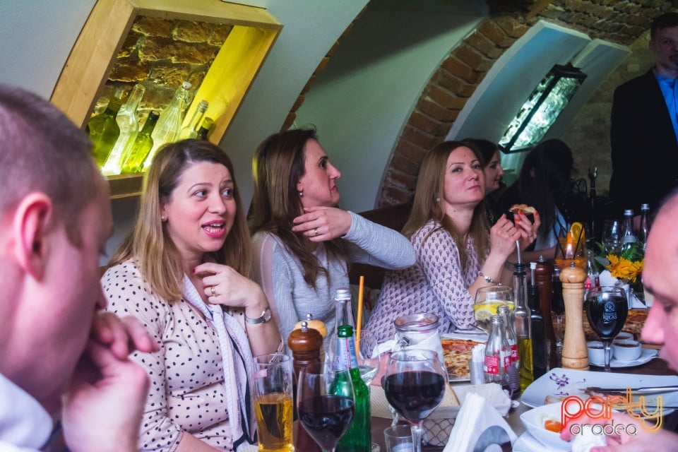 Vineri seara în Restaurant Borsalino, Borsalino