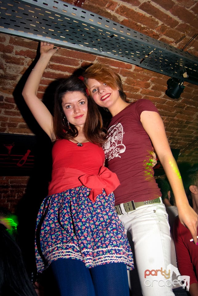 Voie bună la NMD Student Party,