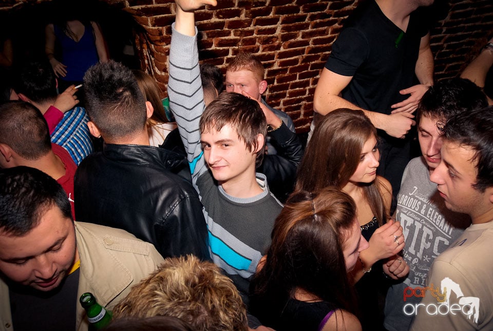 Voie bună la NMD Student Party,