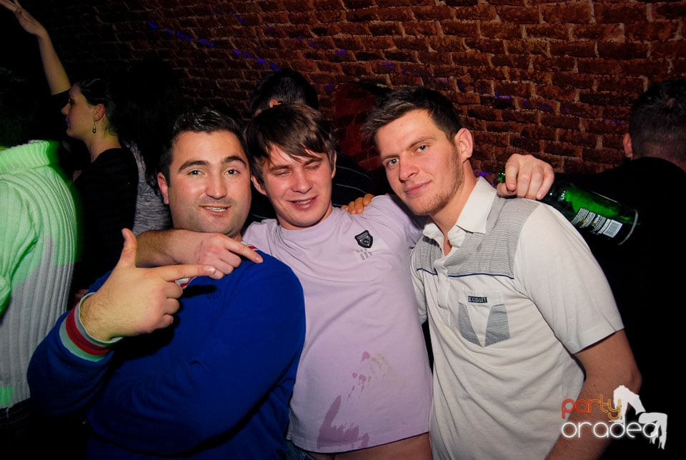Voie bună la NMD Student Party,