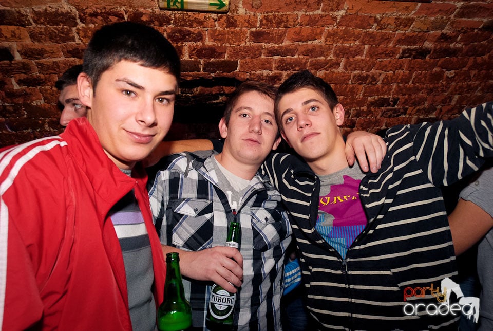 Voie bună la NMD Student Party,