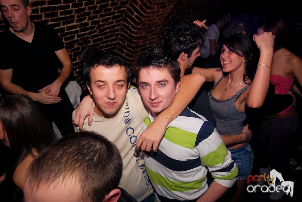 Voie bună la NMD Student Party,