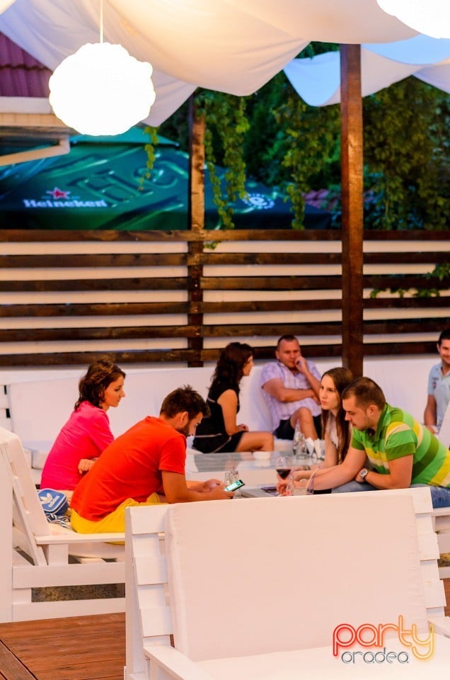 Voie bună la Vine Summer Garden & Grill, Vine Summer Garden & Grill