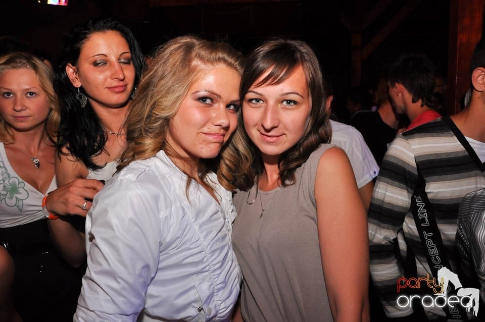 VV Party în Disco Faház,