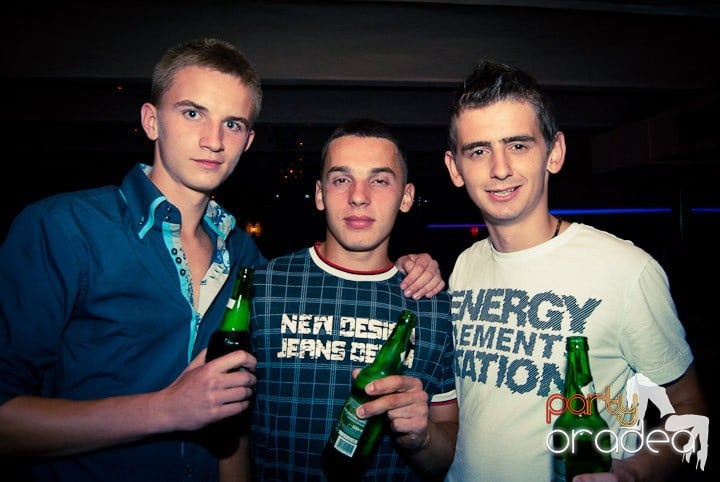 We Make Hits Party,