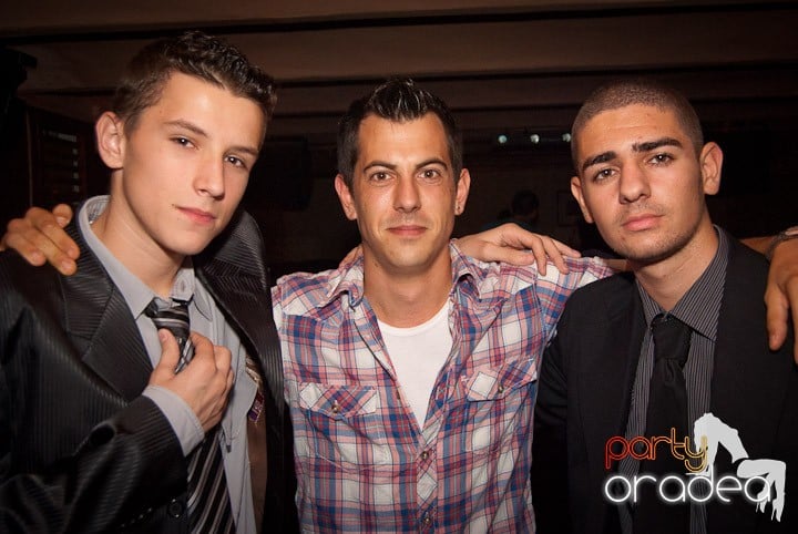 We Make Hits Party,