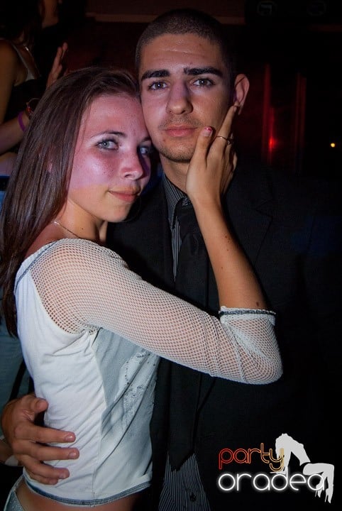 We Make Hits Party,