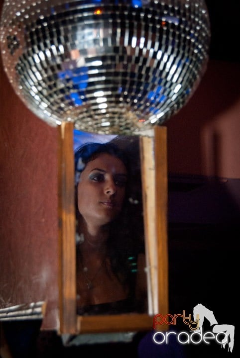 We Make Hits Party, 