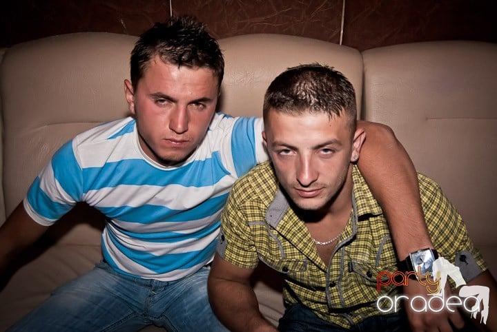 We Make Hits Party,