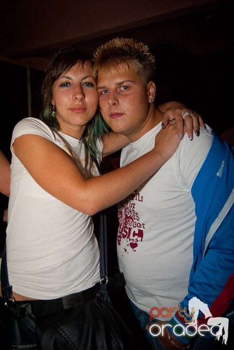 We Make Hits Party,