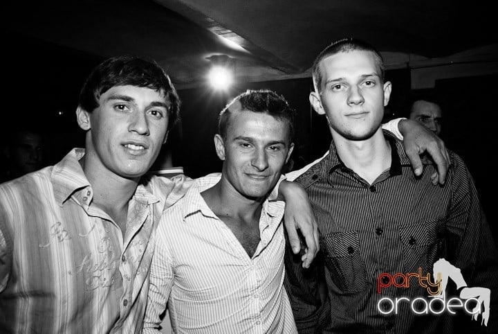 We Make Hits Party,