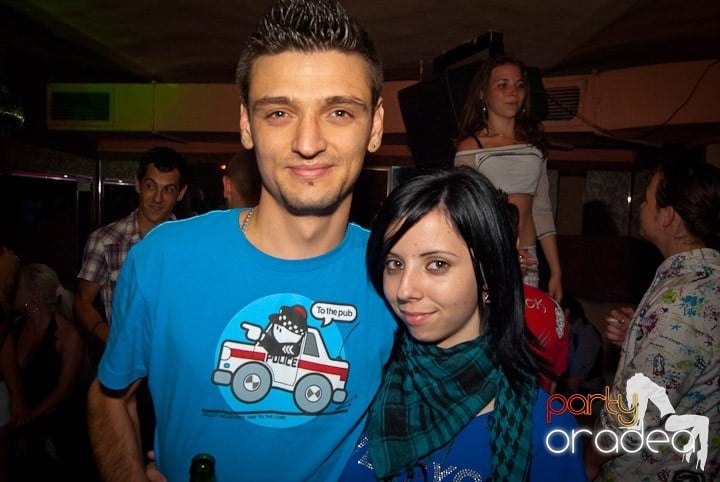 We Make Hits Party,