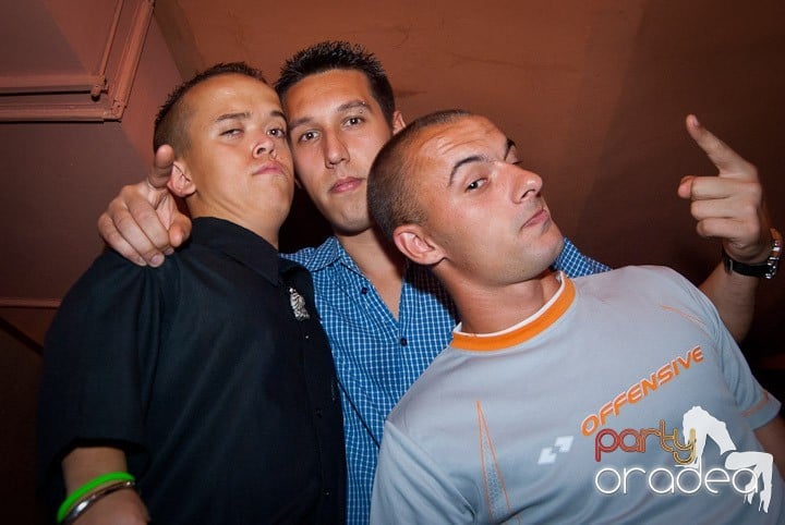 We Make Hits Party,