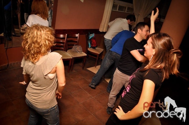Weekend în Chanson,