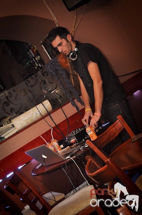 Weekend în Chanson,